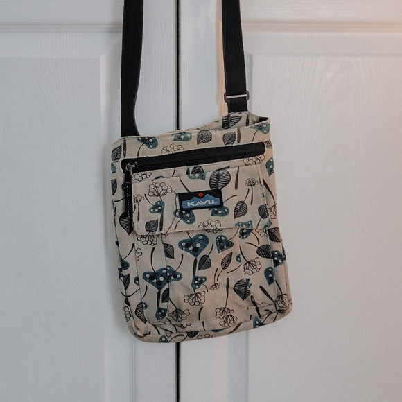 Kavu Handbags - Cottagecore adjustable crossbody purse